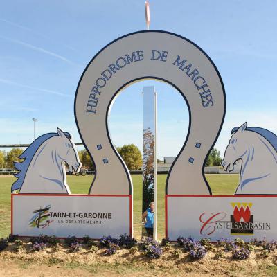 Enseigne, panneau publicitaire avec l'Atelier Idecom - Tarn et Garonne (82)